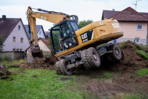 Mehr über den Artikel erfahren Erdarbeiten: Humus abschieben