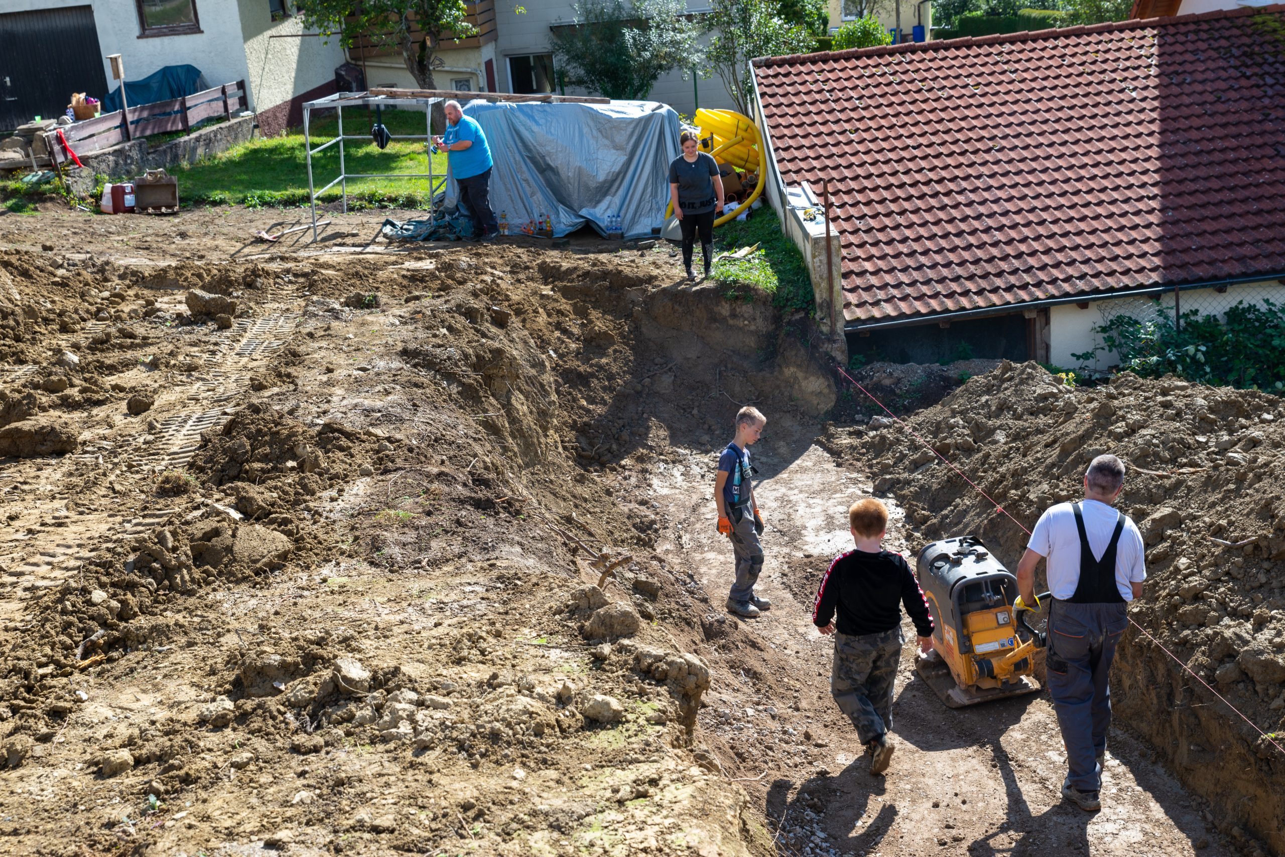 Mehr über den Artikel erfahren Stützmauer: Fundamentgraben
