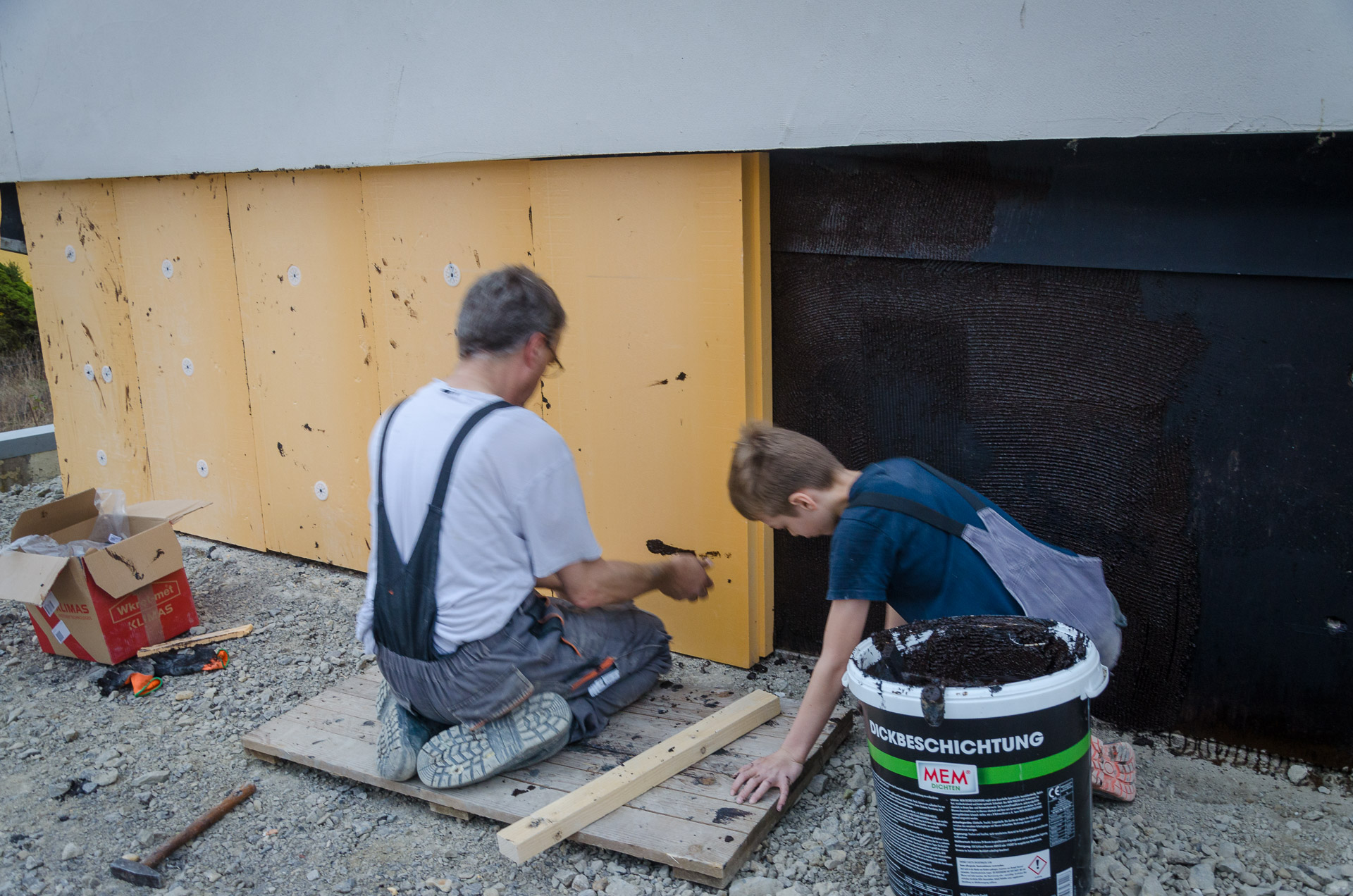 Mehr über den Artikel erfahren Perimeterdämmung & Dampfsperre