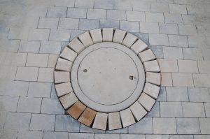 Mehr über den Artikel erfahren Pflasterarbeitern